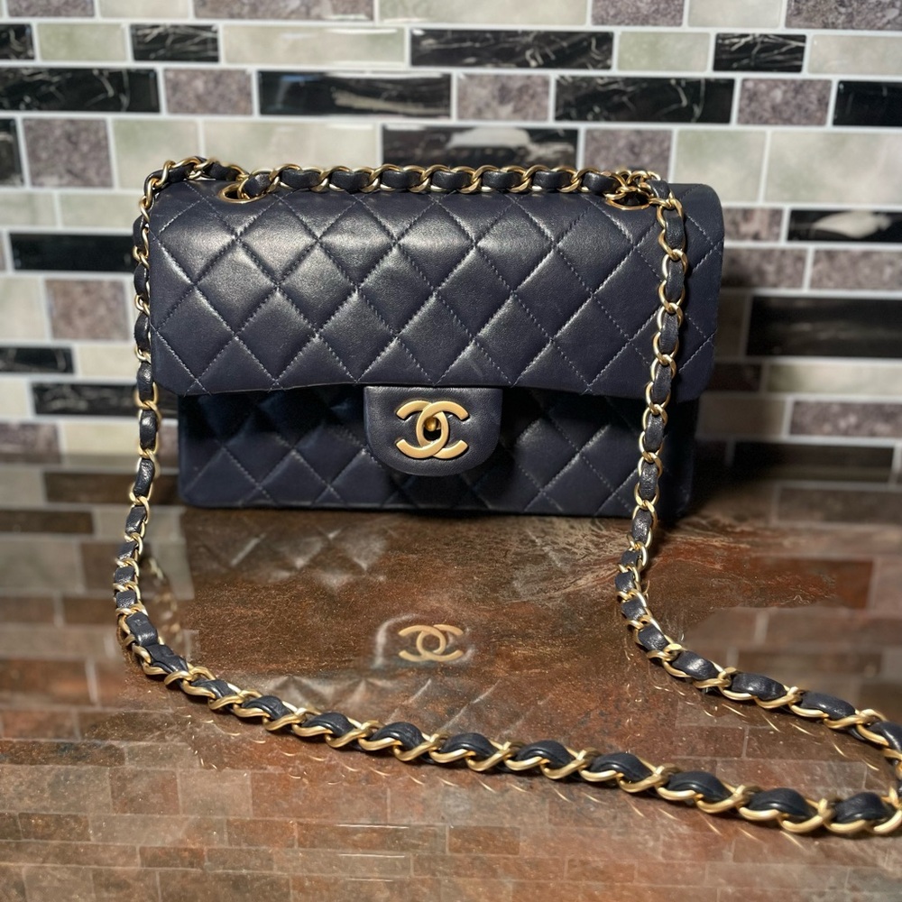 Chanel classic vintage handbag